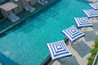 Maldives Beach Resort - Beach