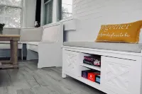 House full of Family fun + cozy vibes near great attractions