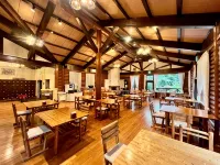 Housenbou Lodge - parking