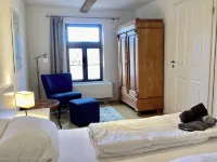 Vacation Home Wolthuser Warf 3 - Emden and Sea - Idyllic Living for 4 Close to the City