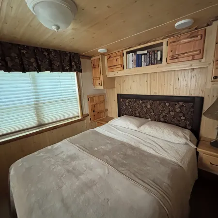Seneca Lake -"Butternut Camp"  near Wineries & Watkins Glen Race track