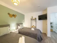Saarstraße 1A Hotel di 