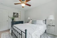Family-Friendly Fifa Base Camp w/Game Room, Patio, & Firepit