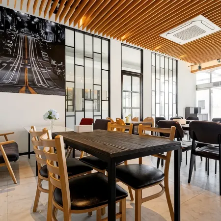 Yeosu-si noblehotel Отели рядом с достопримечательностью «Кобуксон»