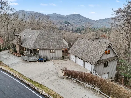 8-Bedroom Mountain Lodge in Sky Valley Near Golf and Highlands
