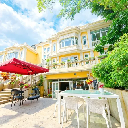 Bayview Hotel (Gulangyu Sanqiutian Wharf Longtou Road Snack Street Store