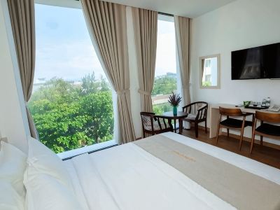 Lucky Hotel