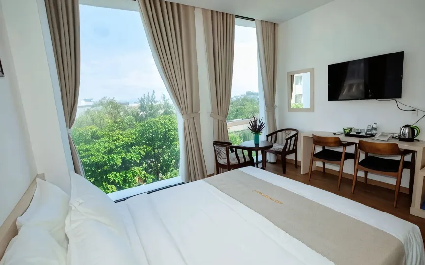 Lucky Hotel