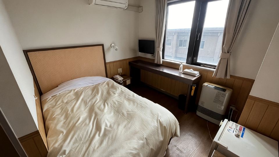 HOTEL MARSHLAND