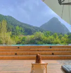 SunshineKeep - vue sur la montagne