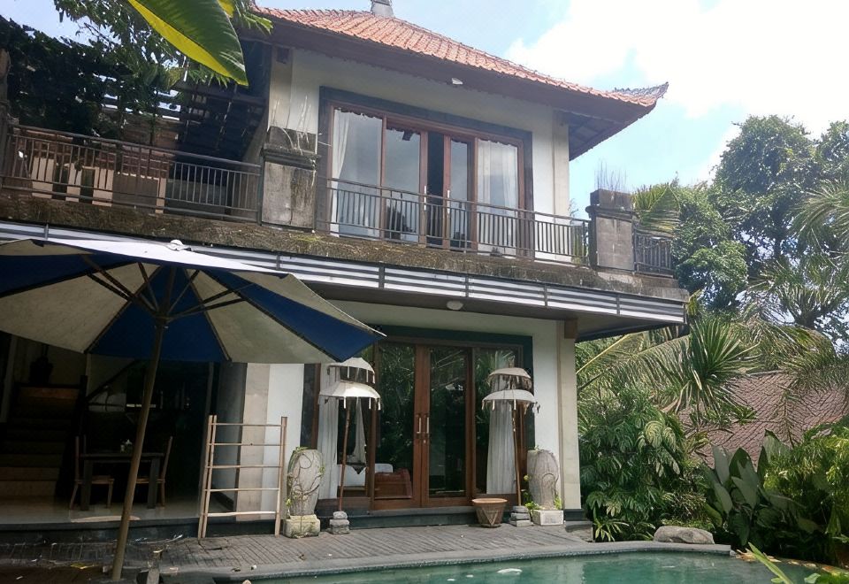 Baruna Sari Villa