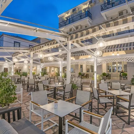 Klimis Hotel