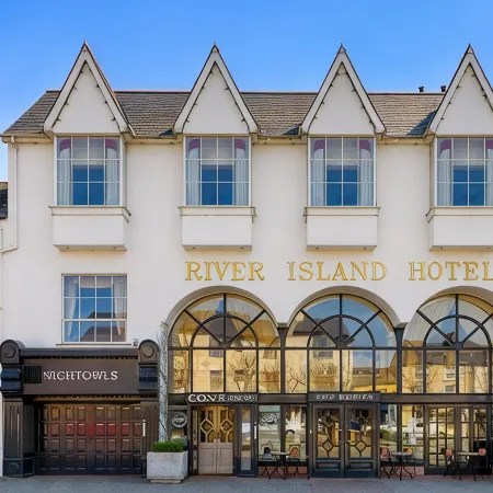 River Island Hotel