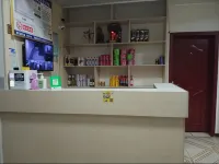 Yijun Business Hotel