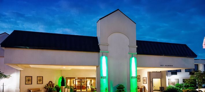 Best Western Plus Madison-Huntsville Hotel Hotels in Мадісон