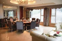 Moonlight Hotel