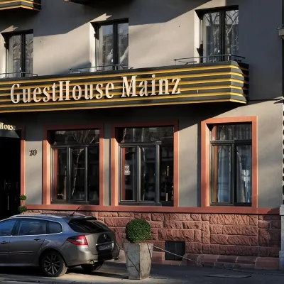 GuestHouse Mainz Отели рядом с достопримечательностью «Таберна Археологика»