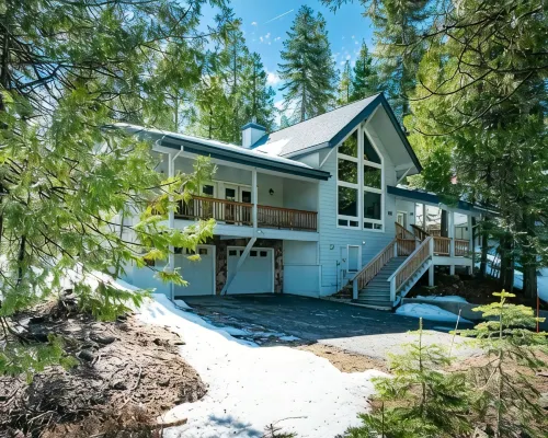 Mountain escape at luxury Monarch house Shaver Lake less than 5 minutes to lake Hotels in Shaver Lake