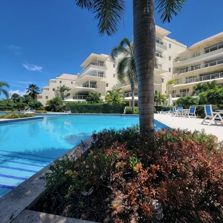 Palm Beach - Tropical Paradise on the Beach