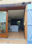 Maisonnette Ideally Located at the Foot of the Napoleon Bridge