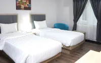 Orchardz Hotel Gajahmada Pontianak - parking