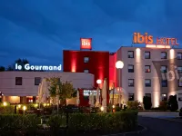 Ibis Chalon-Sur-Saône Europe - プール