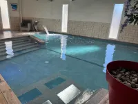 Hôtel Calme des Pins & Spa - Swimmingpools