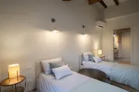 Bright and exclusive apartment in the heart of Città Alta renovated to new - Condos