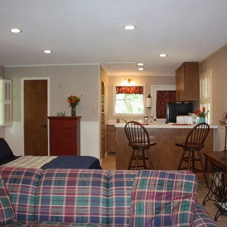 Guadalupe River Road Retreat Honeymoon Cabin