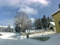 House in the UNESCO Biosphere Reserve VESSERTAL 700 m asl for 1-12 people, 154 sqm โรงแรมในซูล
