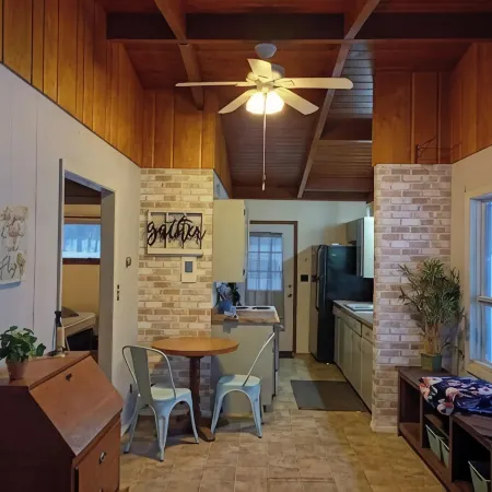 Affordable cabin on Pokegama with 50” smart TV