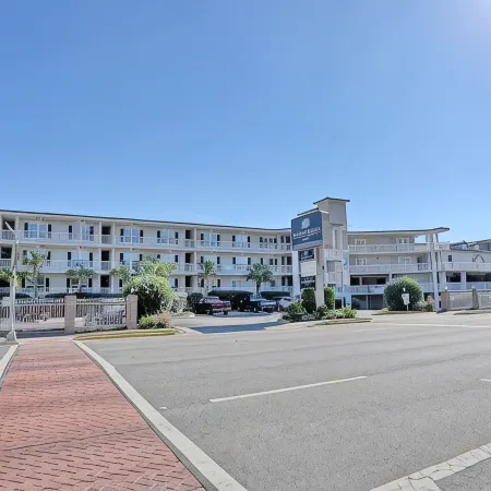 Beachside Colony 623, OCEAN VIEW NEW POOL LUXURY 2 BEDROOM CONDO