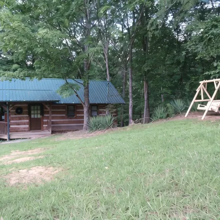 Matthew11:28~4 MIL Pkwy-Dwntwn Pigfrge Hot Tub, Wifi-Gas Fireplace-No Extra Fees