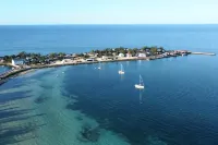 Modern and spacious villa with private pool with ocean sunset view - 3 tähden