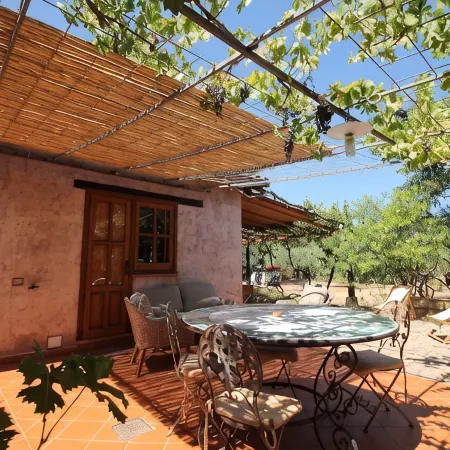 Cosy cottage surrounded by nature, 100 meters from the sandy beach