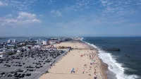 Unique Direct Oceanfront w/a Private Beach - 부티크