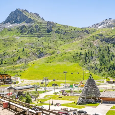 Apartement in the center of Tignes The LAC, at the foot of the slopes, 6 / 8p
