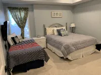 4bd 4ba spacious home w/hot tub, pool table, firepit, Pet Friendly - 4성급