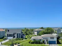 Point Judith Contemporary—Walk to Roger Wheeler Beach - 2-Star