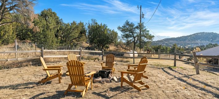 Mountain Farm Stay, Alpacas & Views, Royal Gorge 15min Hotels in Fremont County