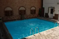 Maximus Hotel - Pools