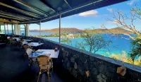 Villa East - Panoramic waterfront view - Best location