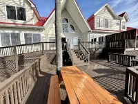 Lakefront Villa 1 / Dock Access - 4-Star