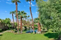 Lovely 2 Story Condo in Gorgeous Gated Community - 2-Star