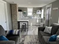 Small Home in the City of Alexandria! - Wifi