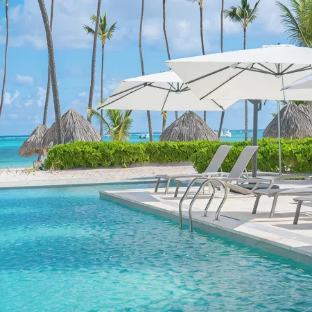 Charming & Relaxing Pool View Apartment at Playa Coral / Beach Access & Balcony