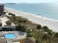 One Bedroom Penthouse Condo on the Beach at Ocean Sands - sul mare
