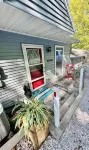 LAKE TIME @ THIS SPACIOUS HOUSE ON THE WATER + BOAT+SWIM+RELAX+GREAT AMMENITIES - Homestays