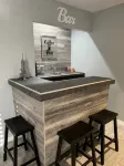 A.L.I. Place is a newly renovated 3 bedroom/2 bathroom home 5 min. from airport. - 4 stjerner