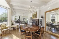 Downtown SJ The Hensley House - Homestays